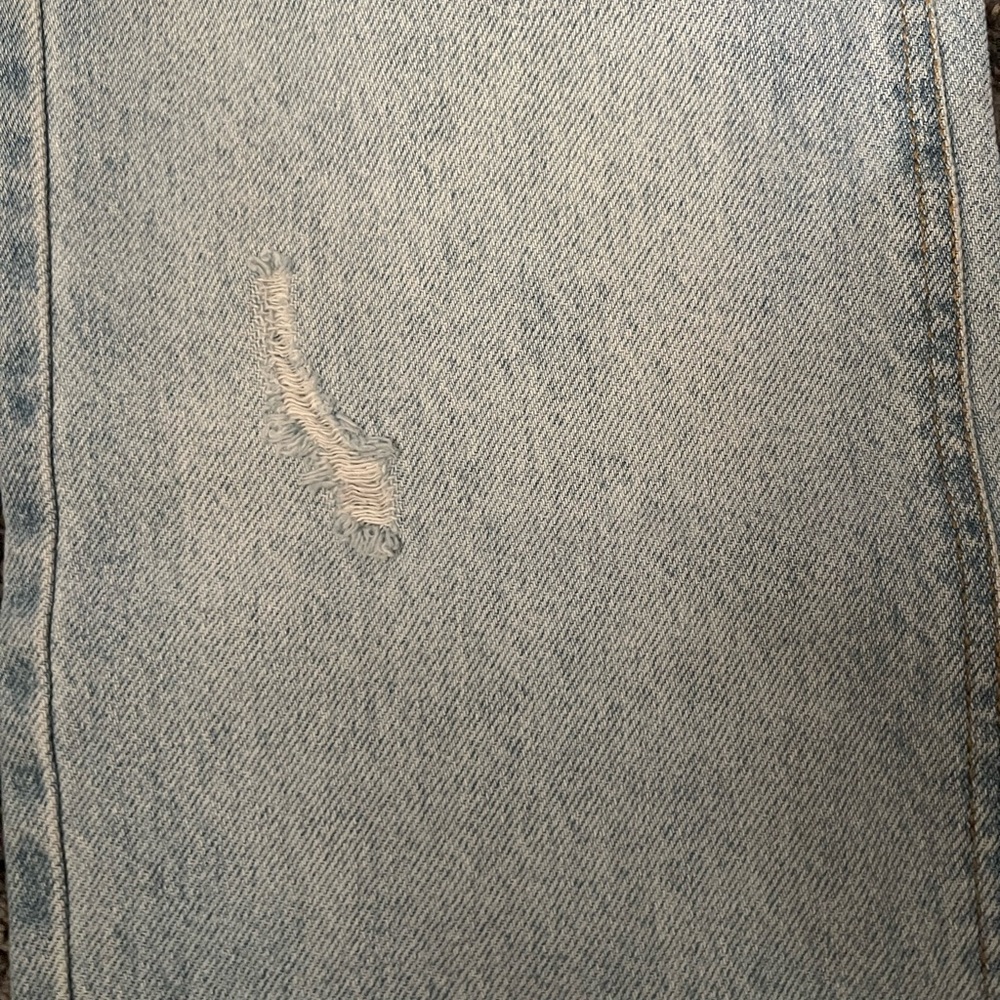 NEW JEANS - Picture 3 of 6